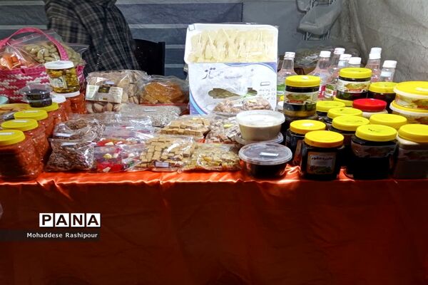 سومین نمایشگاه دستاوردهای فناوری و فن بازار گام‌ دوم دراسلامشهر
