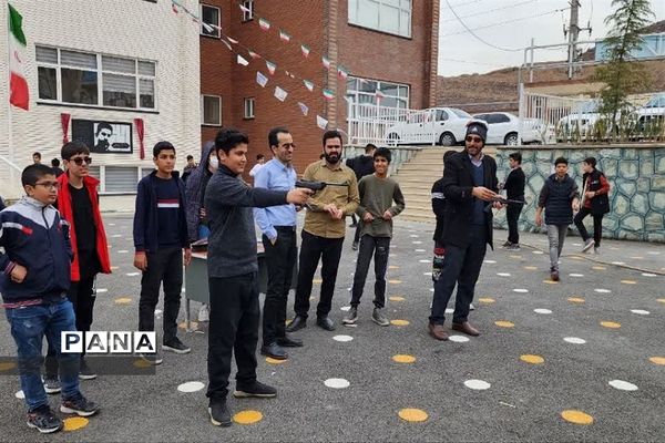 اردوی درون‌مدرسه‌ای در دبیرستان علامه حلی پرند