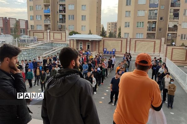 اردوی درون‌مدرسه‌ای در دبیرستان علامه حلی پرند