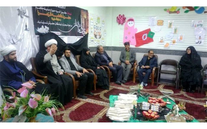 اولین همایش تجمیعی قرآن، عترت و نماز سوادآموزان سمنان برگزار شد