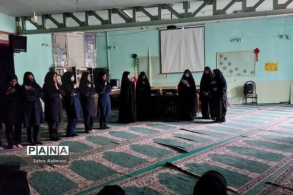 مراسم سوگواری حضرت فاطمه زهرا(س)در دبیرستان حجاب ناحیه یک شهرری