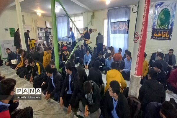 مراسم  عزاداری در دبیرستان نمونه آیت الله خامنه‌ای کاشمر