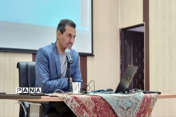 کلاس‌های کنکور رایگان در ناحیه یک بهارستان