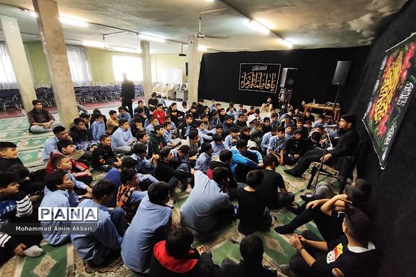 مراسم پرشور عزاداری شهادت حضرت فاطمه(س) در مدارس ناحیه یک شهرری