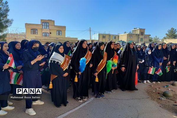 تشییع پیکر شهید گمنام در مدارس شهرستان بیضاء