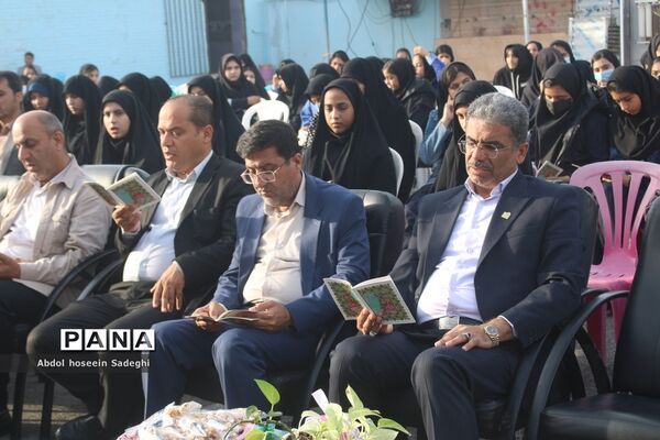 وداع با شهید گمنام  و زیارت عاشورا در دبیرستان متوسطه اول سمیه بوشهر