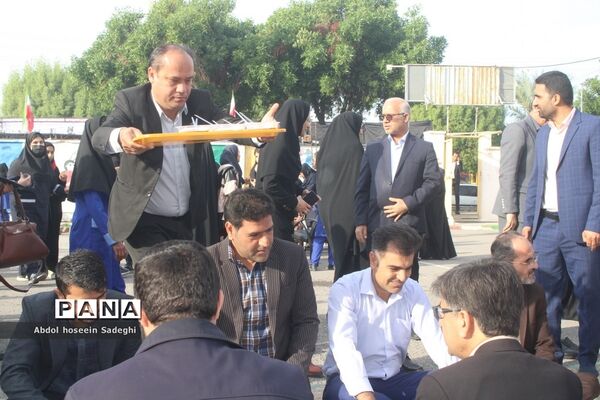 وداع با شهید گمنام  و زیارت عاشورا در دبیرستان متوسطه اول سمیه بوشهر