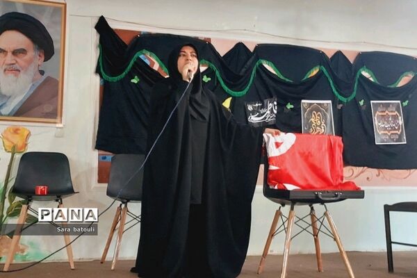 مراسم شهادت مادر دو عالم با رنگ و بوی پرچم قمر بنی هاشم(ع)
