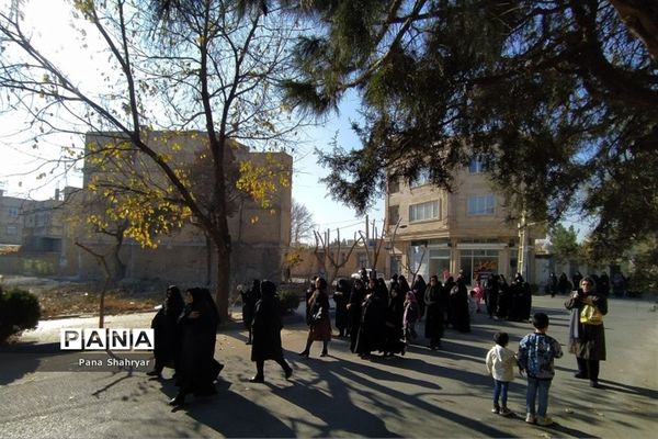 دانش‌آموزان عزادار فاطمی در شهریار