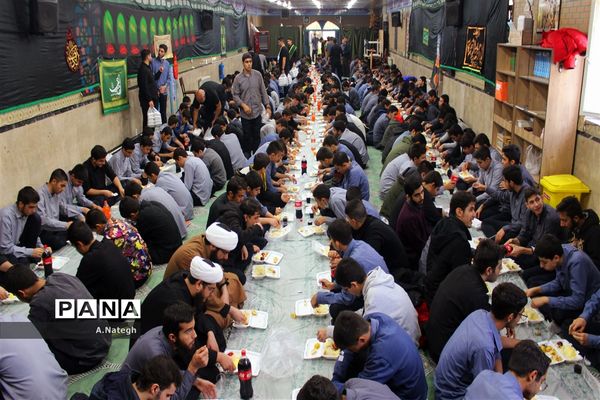 در سوگ شهادت ام ابیها، مدرسه هیات می‌شود