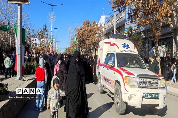 مراسم تشییع و خاکسپاری شهید گمنام در مصلی امام خامنه‌ای (ره) شهرستان شیروان