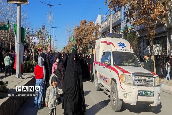 مراسم تشییع و خاکسپاری شهید گمنام در مصلی امام خامنه‌ای (ره) شهرستان شیروان