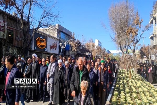 مراسم تشییع و خاکسپاری شهید گمنام در مصلی امام خامنه‌ای (ره) شهرستان شیروان
