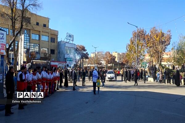 مراسم تشییع و خاکسپاری شهید گمنام در مصلی امام خامنه‌ای (ره) شهرستان شیروان
