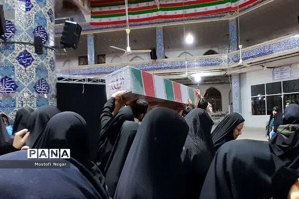 برگزاری مراسم وداع با شهید گمنام در مصلی اردکان
