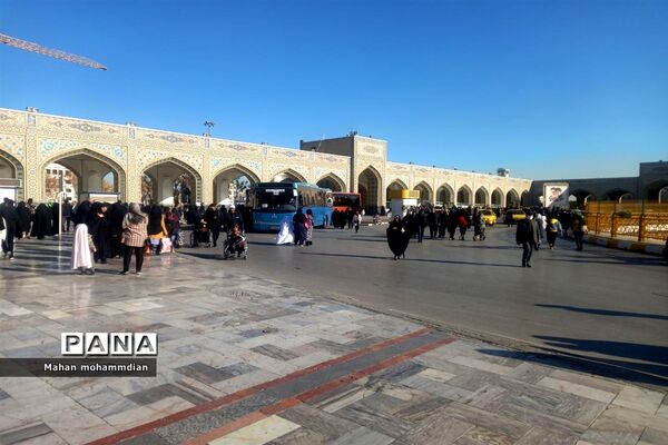 حال و هوای حرم امام رضا (ع) در روز شهادت حضرت زهرا (س)