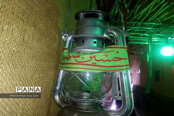 برپایی نمایشگاه یاس کبود به‌مناسبت شهادت حضرت زهرا (س)