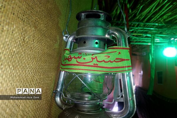 برپایی نمایشگاه یاس کبود به‌مناسبت شهادت حضرت زهرا (س)