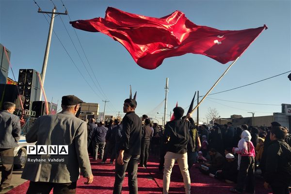 مراسم تشییع پیکر مطهر شهید گمنام همزمان با عزاداری به مناسبت شهادت حضرت فاطمه(س) در مشهد