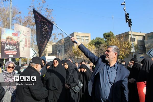 آیین تشییع پیکر مطهر ۱۱۰شهید والامقام گمنام دفاع مقدس در شهر تهران