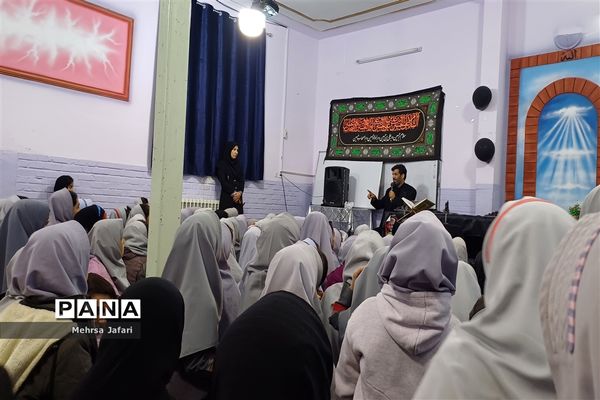 مراسم سوگواری شهادت حضرت فاطمه (س)در دبستان دخترانه فضیلت شهرستان کاشمر