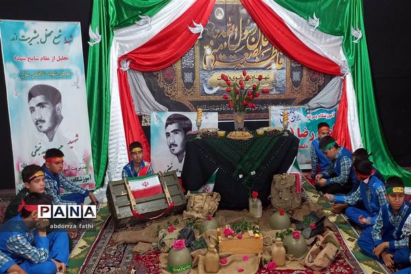 اجرای طرح لاله‌های روشن در مدارس شهرستان  دلیجان