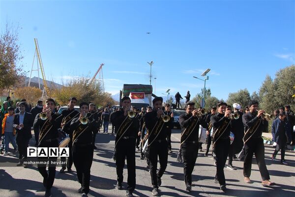 تشییع و خاکسپاری پیکر شهید گمنام در پارک کوهستان یزد