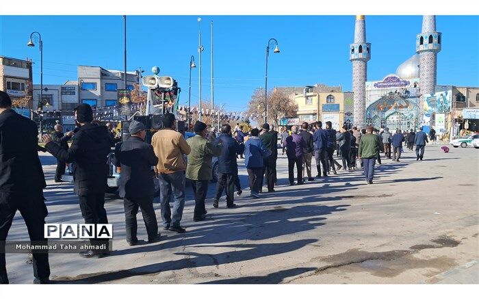 سینه زنی در روز شهادت حضرت فاطمه (س)