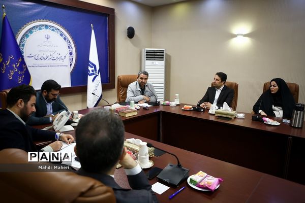 امضای تفاهم‌نامه سازمان مدارس غیردولتی با ستاد توسعه فناوری‌های نرم