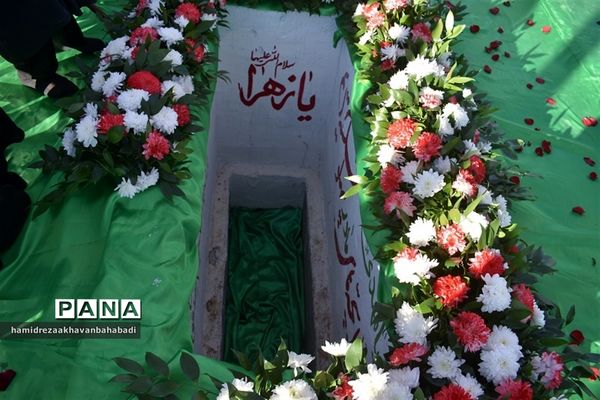 تشییع شهید گمنام در روستای احمد آباد بخش مرکزی بهاباد