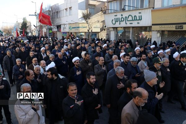 تشییع پیکرهای مطهر 7  آلاله فاطمی در قم