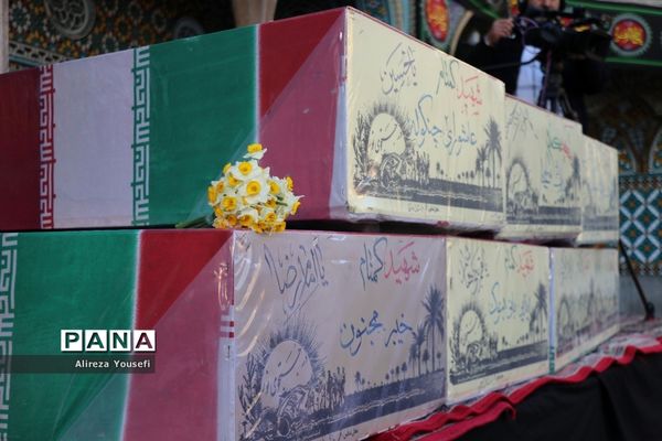 تشییع پیکرهای مطهر 7  آلاله فاطمی در قم