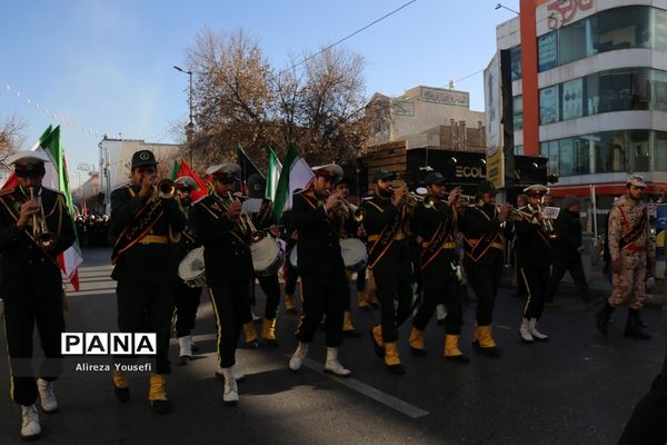 تشییع پیکرهای مطهر 7  آلاله فاطمی در قم