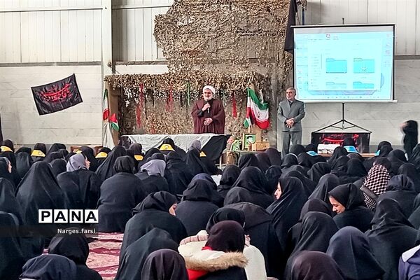 یادواره شهدا در دبیرستان حضرت خدیجه(س) قم