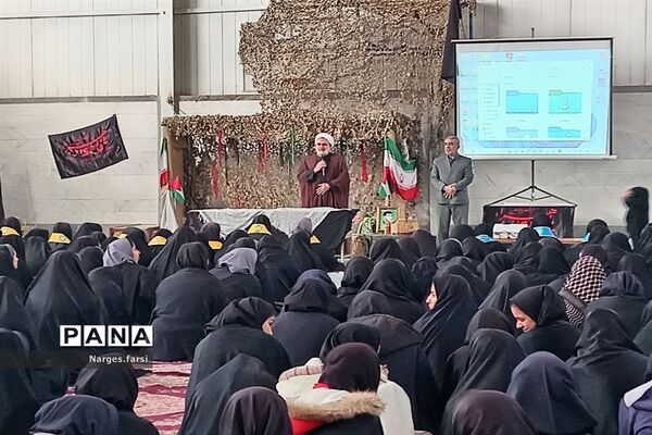 یادواره شهدا در دبیرستان حضرت خدیجه(س) قم