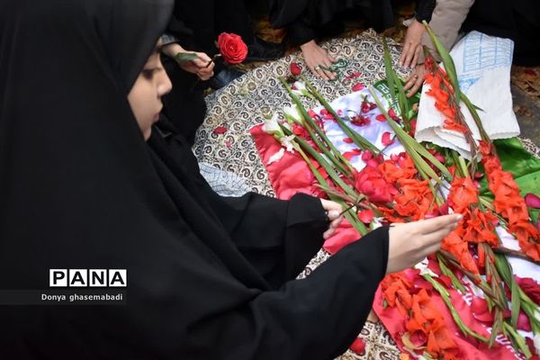 تشییع شهید گمنام در دانشگاه فرهنگیان کرمانشاه