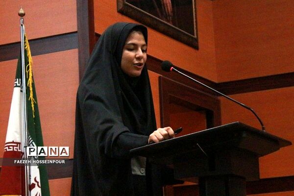 نشست هم‌اندیشی معاونان و مربیان پرورشی در بهارستان۲
