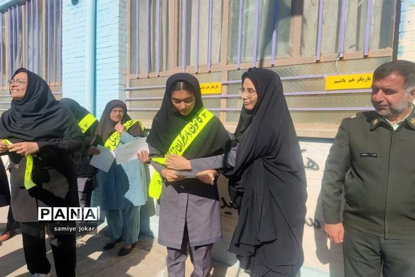 افتتاحیه کانون یاریگران زندگی در مدارس شهرستان سروستان