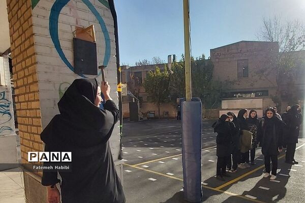 فعالیت‌های پژوهشگرانه در هنرستان ایثار۲ ناحیه یک شهرری