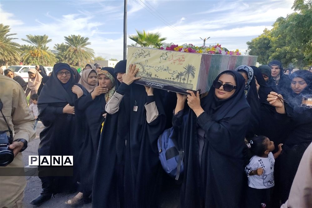 تشییع شهید گمنام در بوموسی