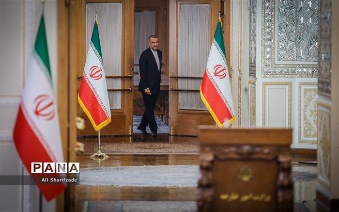 وزیر خارجه ایران راهی قطر شد