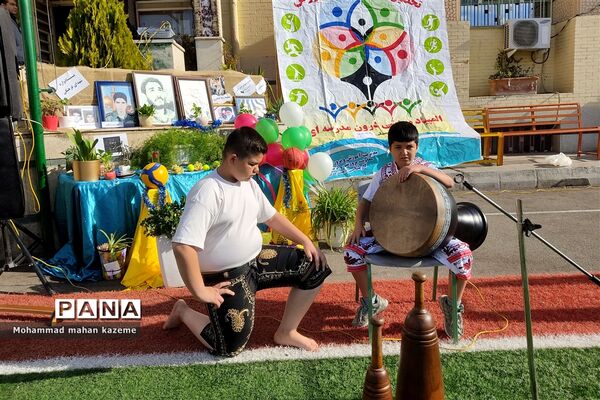 افتتاحیه المپیاد ورزشی امیدستان در مدرسه ابوالفضل ناحیه ۱