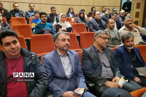 نکوداشت هفته پژوهش و سومین گردهمایی خانه نخبگان دماوند