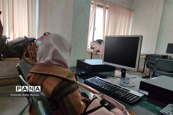 کارگاه کامپیوتردر پژوهشسرای رازی