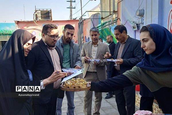 برگزاری جشن یلدا در دبیرستان حدیث مهر قرچک