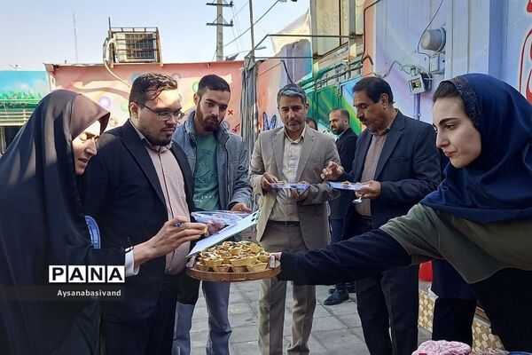 برگزاری جشن یلدا در دبیرستان حدیث مهر قرچک
