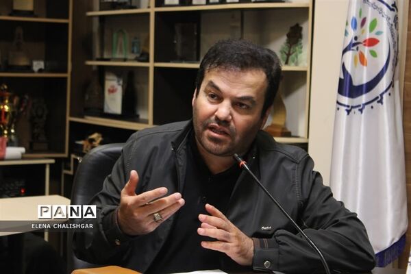 جلسه شورای اداری آموزش و پرورش ناحیه یک بهارستان