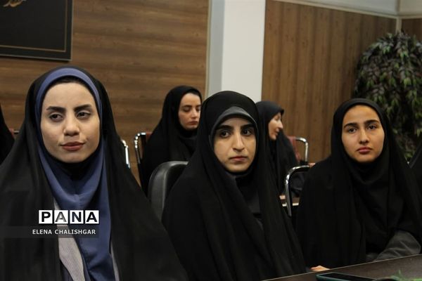 جلسه شورای اداری آموزش و پرورش ناحیه یک بهارستان