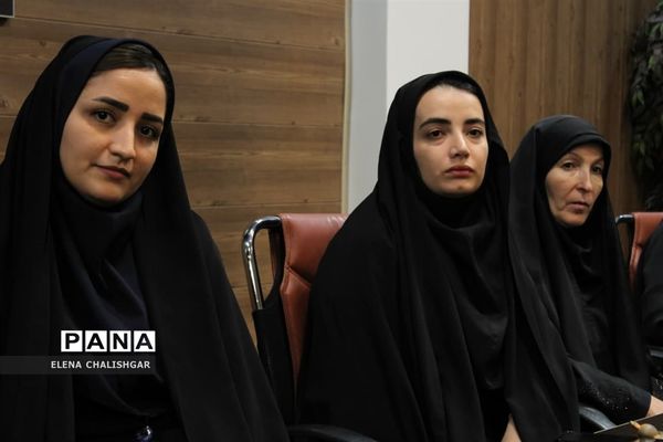 جلسه شورای اداری آموزش و پرورش ناحیه یک بهارستان