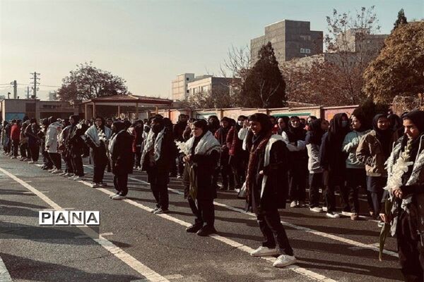 تشییع  پیکر مطهر شهید گمنام در دبیرستان‌های اشتهارد